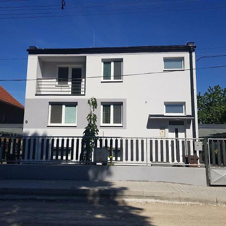 Vip Apartmany Zabnik Prievidza Exterior foto